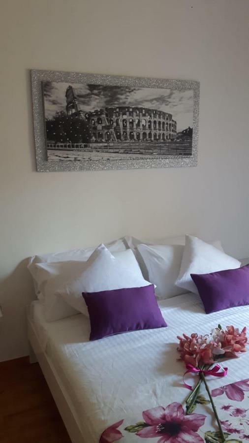 Orchids Apartment Rom